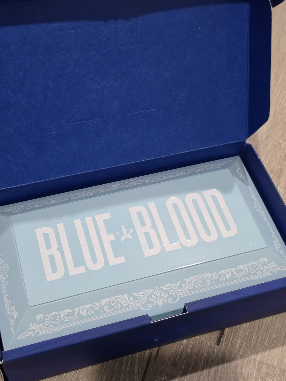 Jeffree Star Blue Blood Eyeshadow Palette — Multi-Color